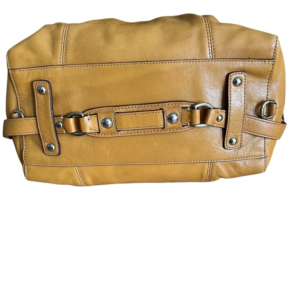 Coach classic leather